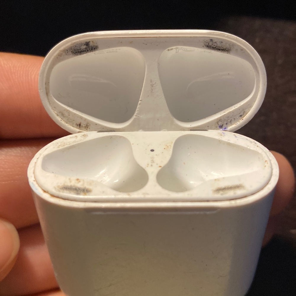 Air pods 2nd generation case